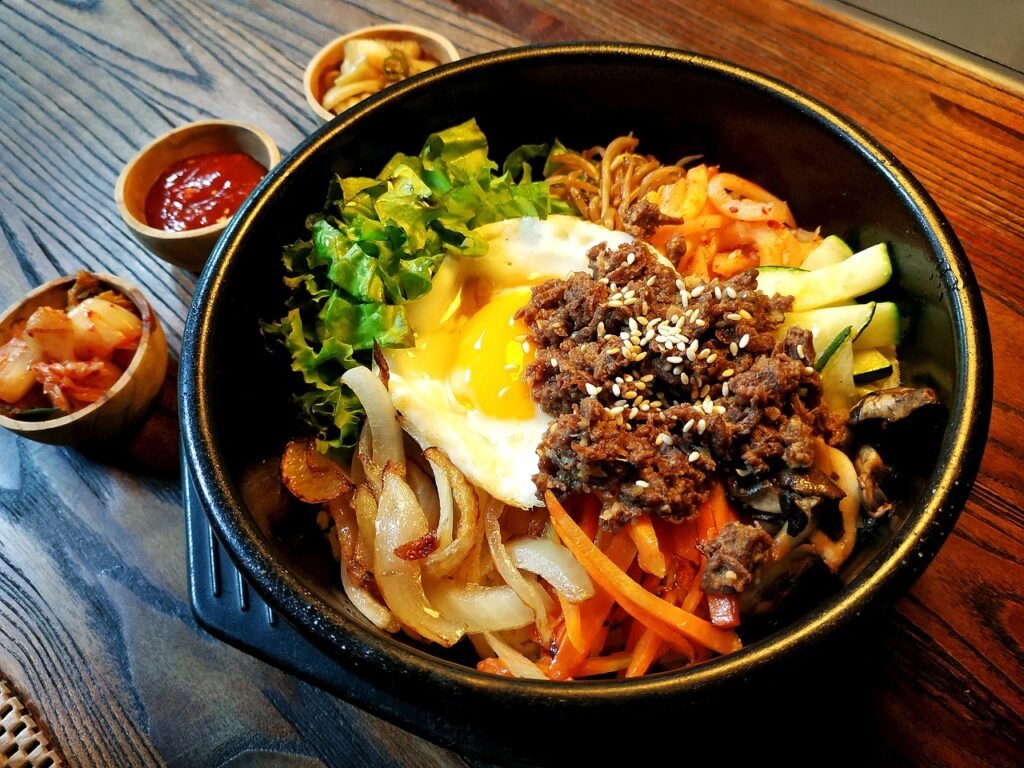 bibimbap, korean, food-4887417.jpg